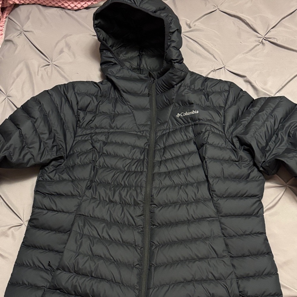 Columbia Women's Black Puffer Jacket